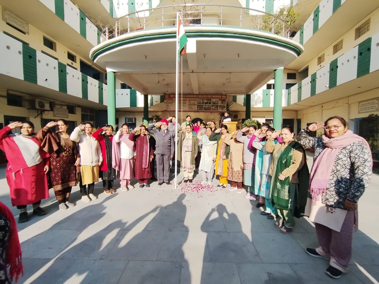 Image gallery marquee