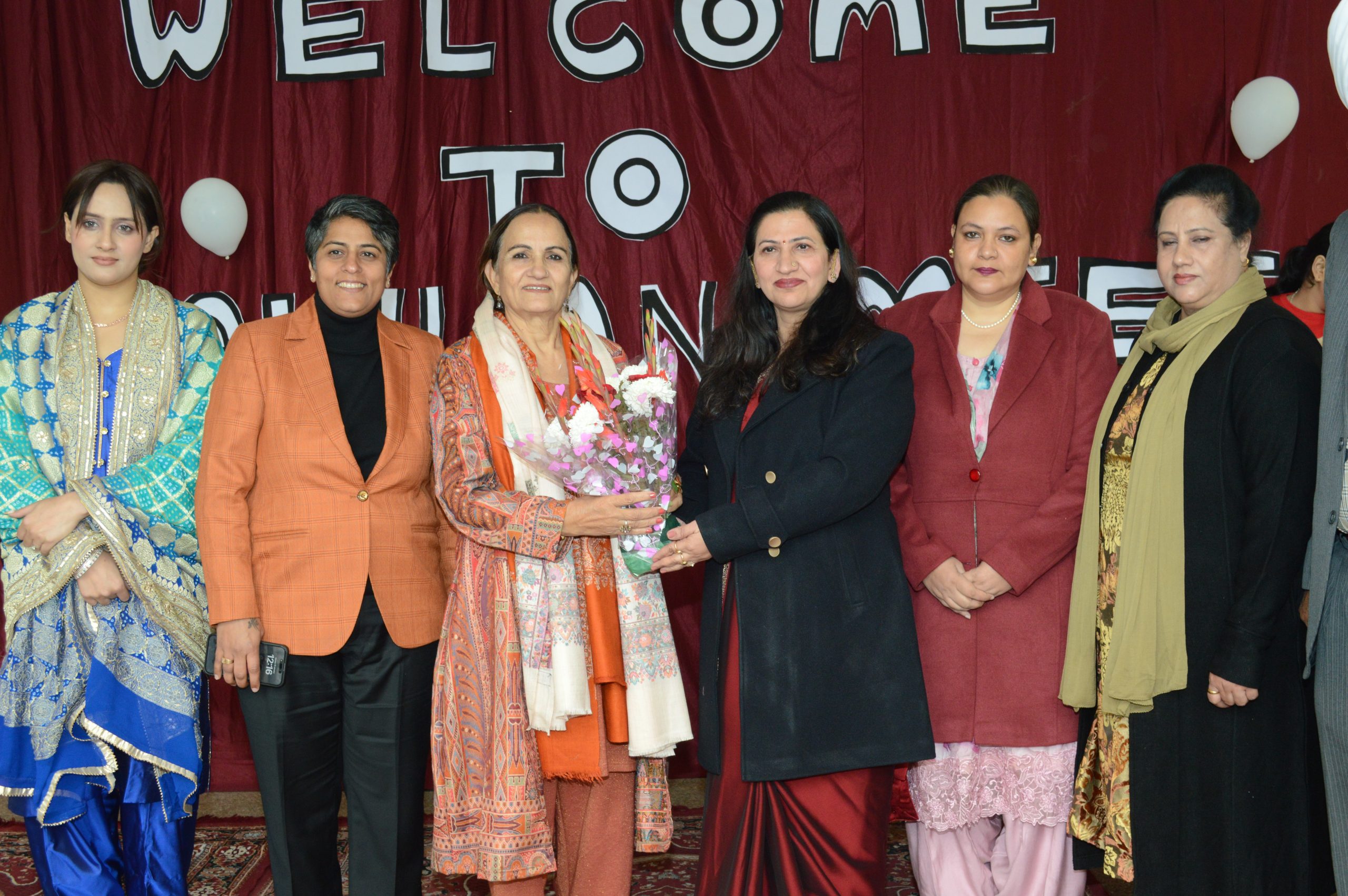 Image gallery marquee