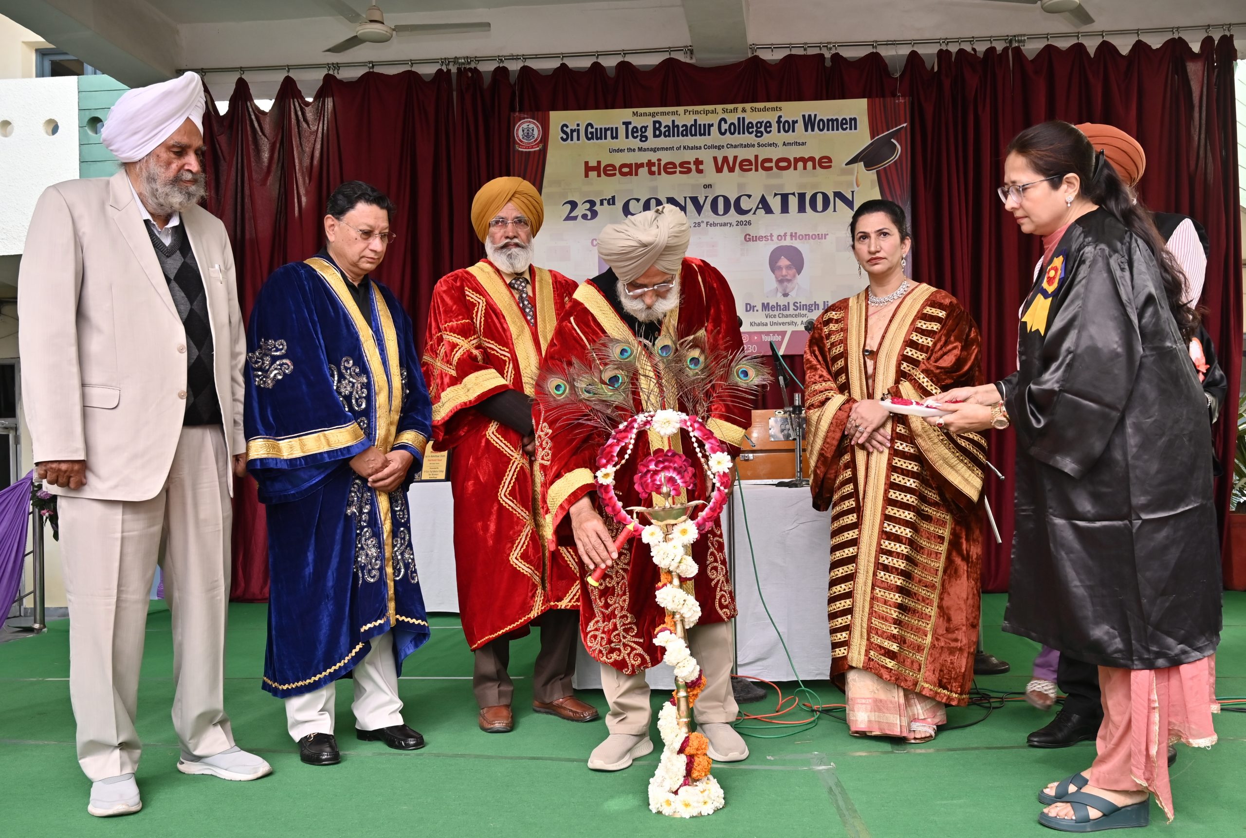 Image gallery marquee