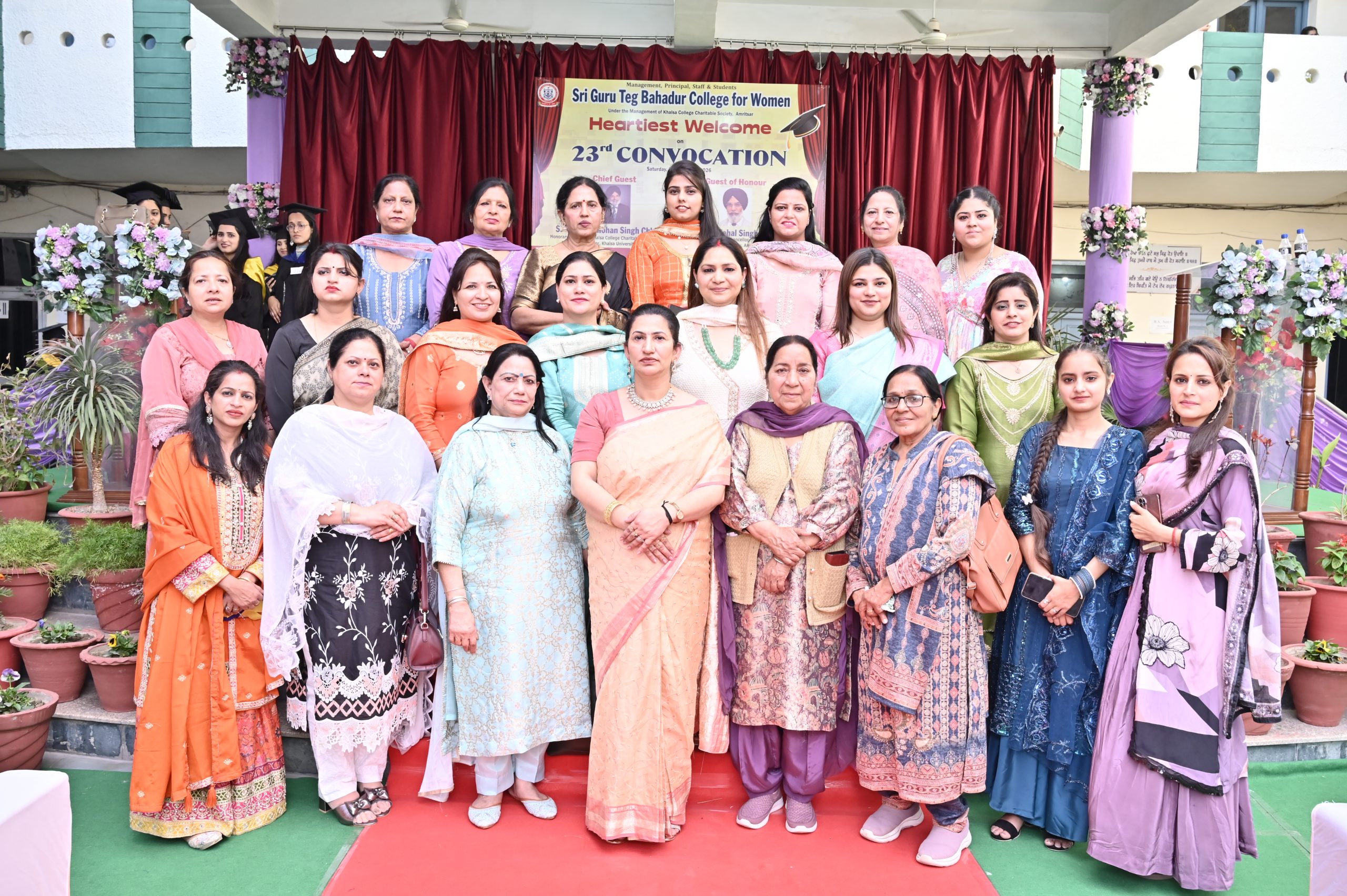 Image gallery marquee